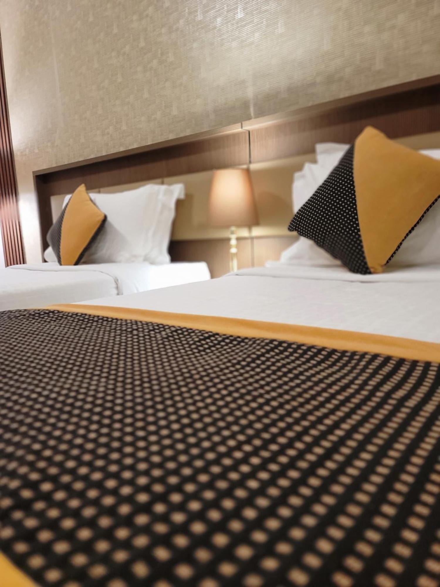 Qasr Al Ansar Golden Tulip Hotel Medina Eksteriør bilde