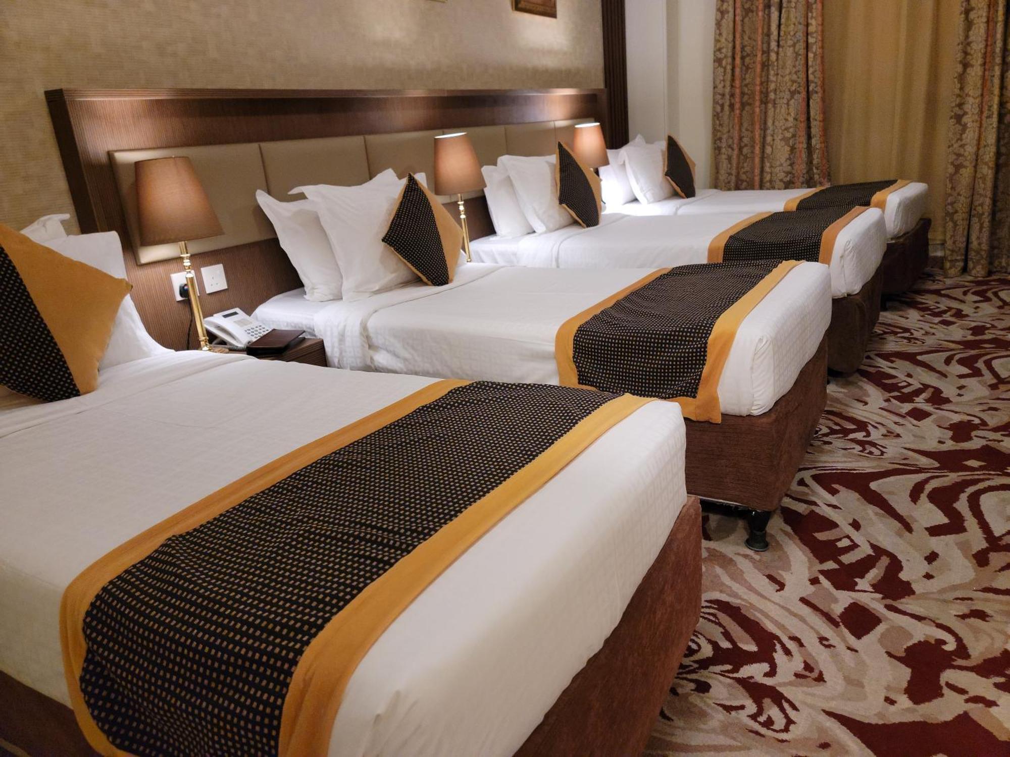 Qasr Al Ansar Golden Tulip Hotel Medina Eksteriør bilde