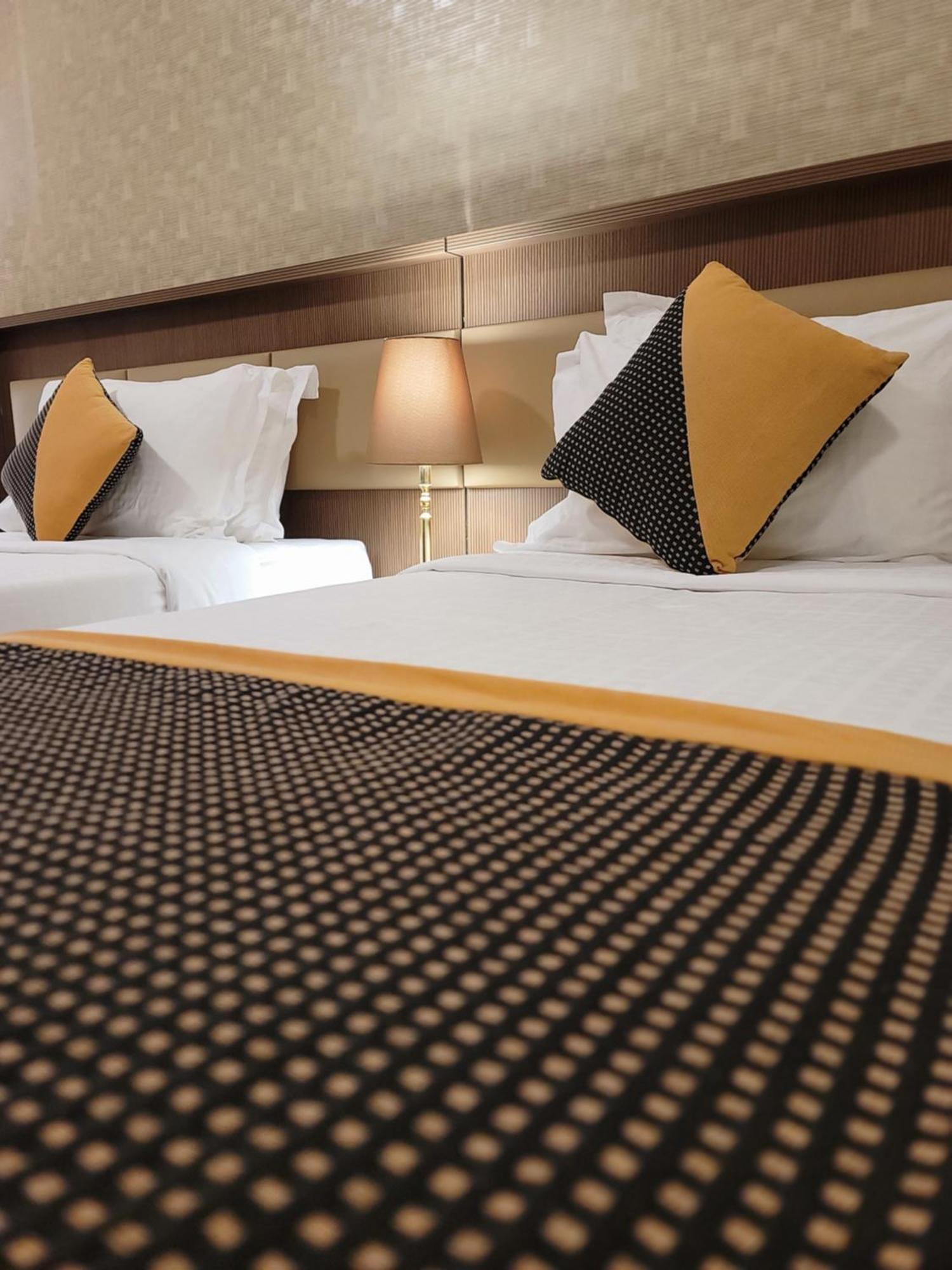 Qasr Al Ansar Golden Tulip Hotel Medina Eksteriør bilde