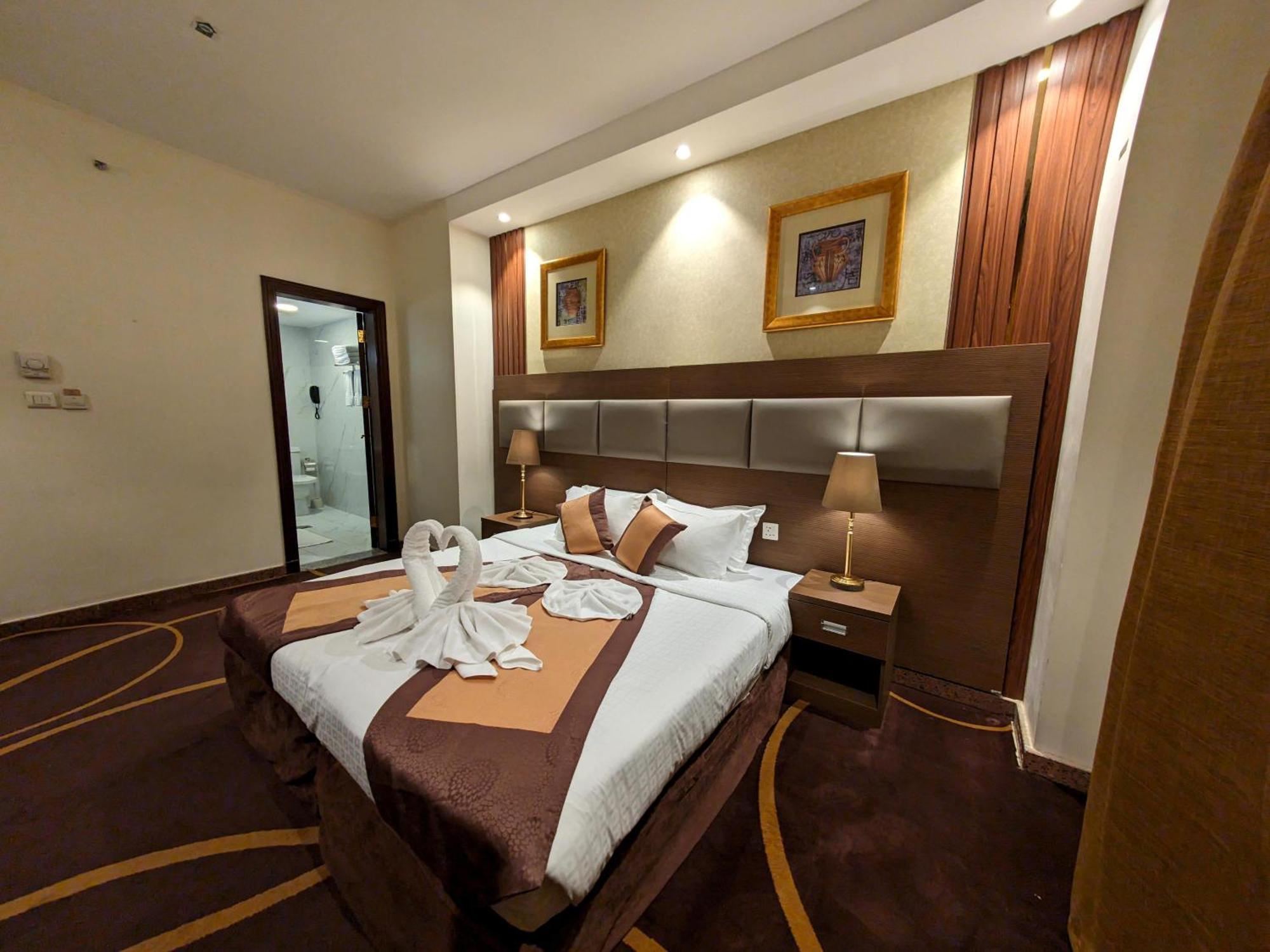 Qasr Al Ansar Golden Tulip Hotel Medina Eksteriør bilde