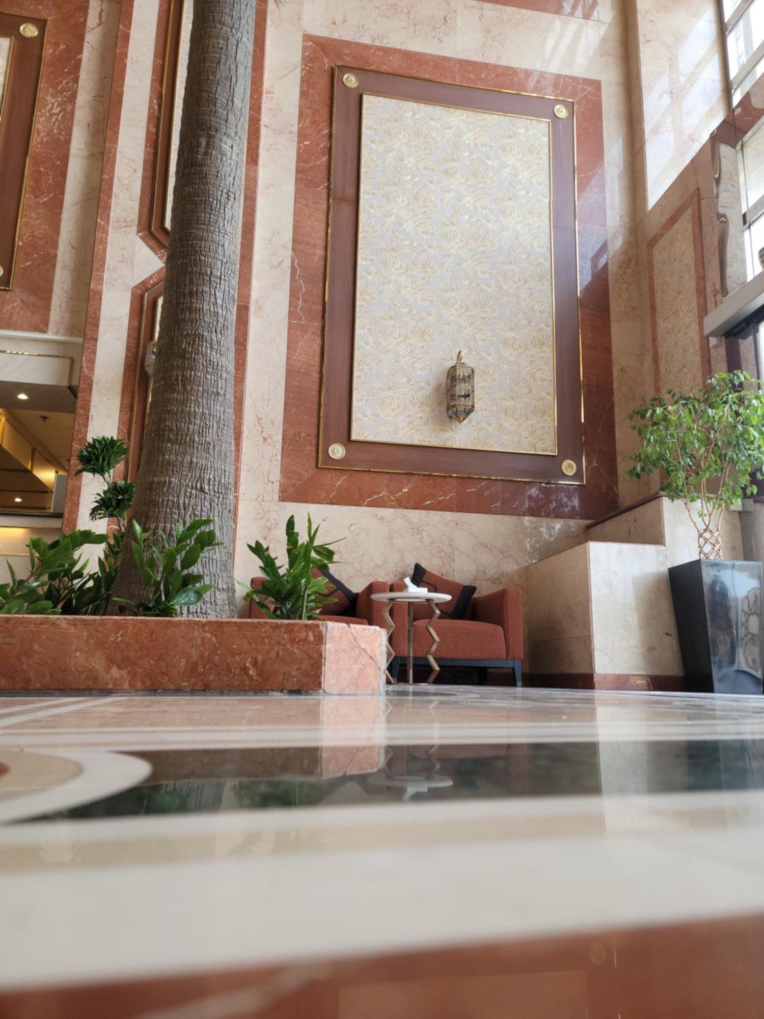 Qasr Al Ansar Golden Tulip Hotel Medina Eksteriør bilde