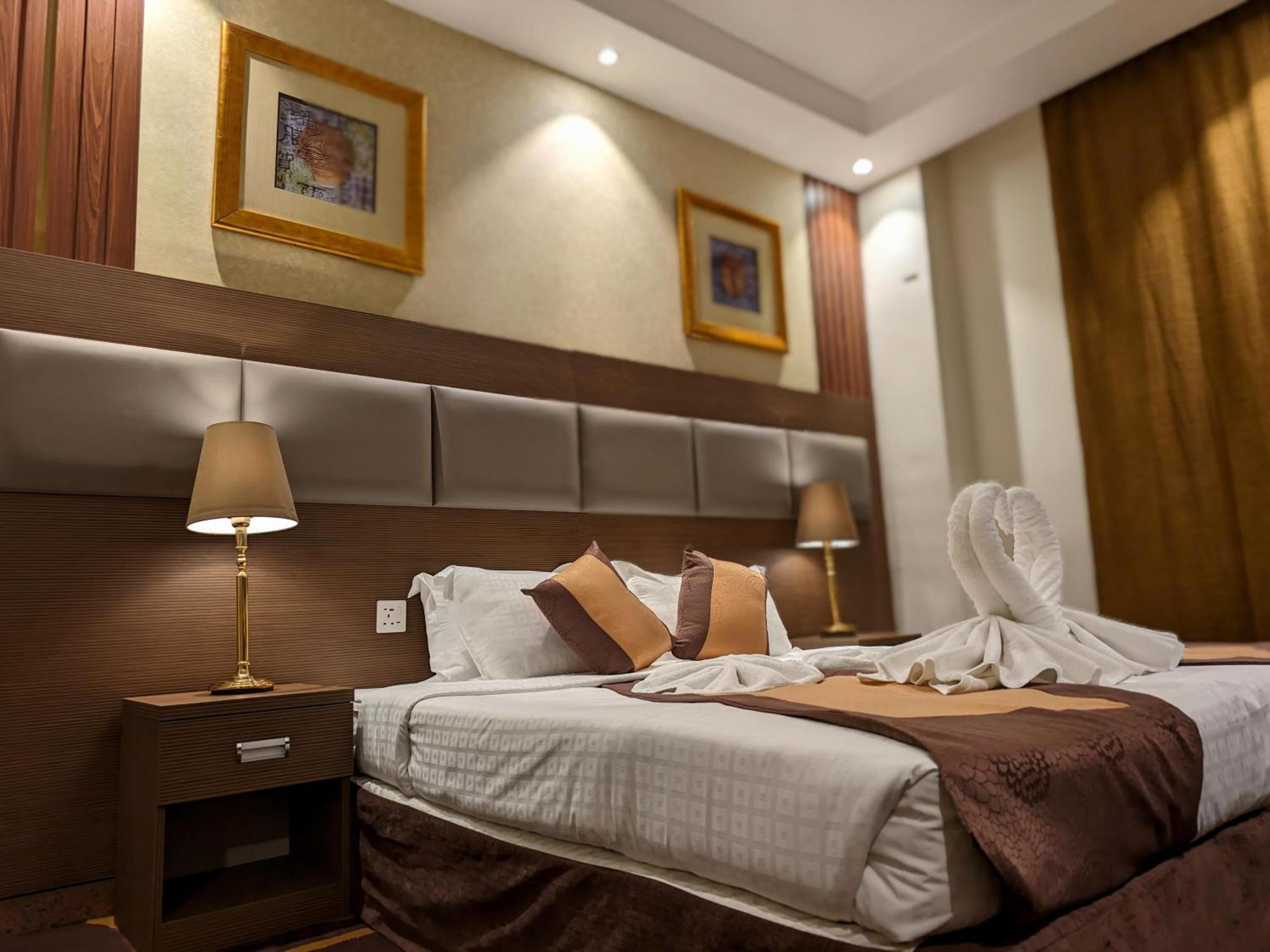Qasr Al Ansar Golden Tulip Hotel Medina Eksteriør bilde