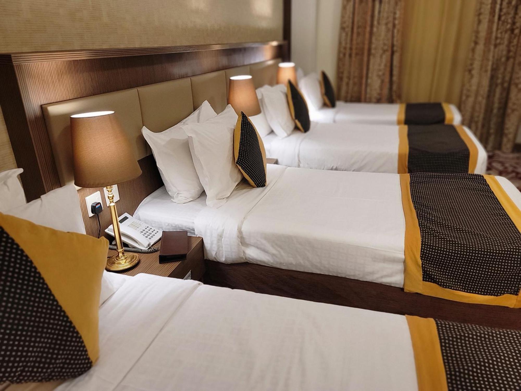 Qasr Al Ansar Golden Tulip Hotel Medina Eksteriør bilde