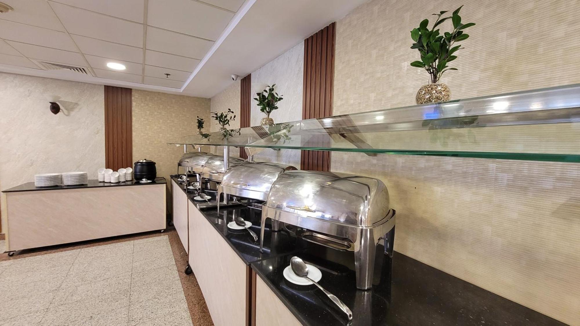 Qasr Al Ansar Golden Tulip Hotel Medina Eksteriør bilde